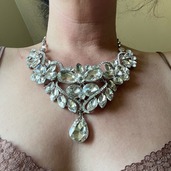 White Flower Drop Crystal Necklace - Picture 8 of 8